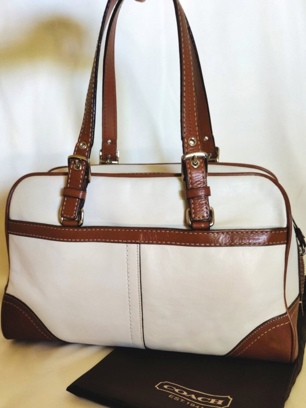 Coach Hamptons Leather Bowler Satchel in White & Saddle, EUC - Picture 12 of 16